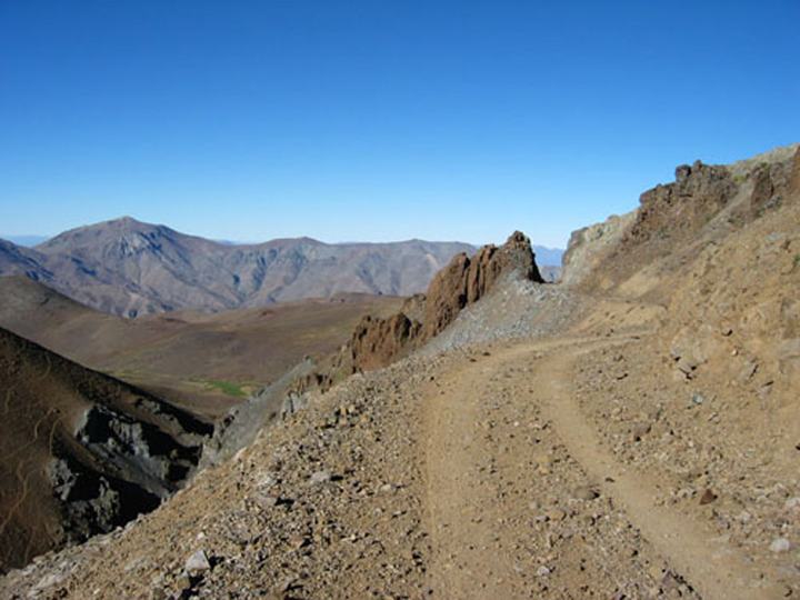 Andes pass, 2,999 m