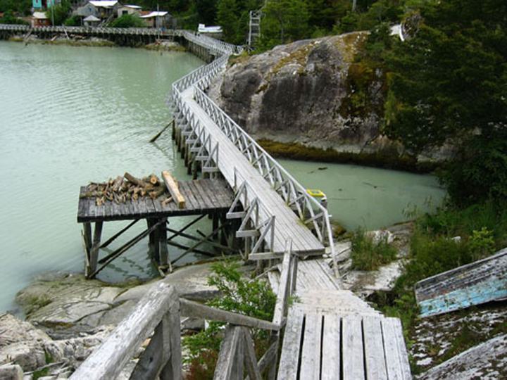 Caleta Tortel, a village on boardwalks