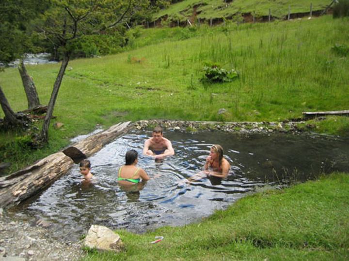 Río Blanco hot springs