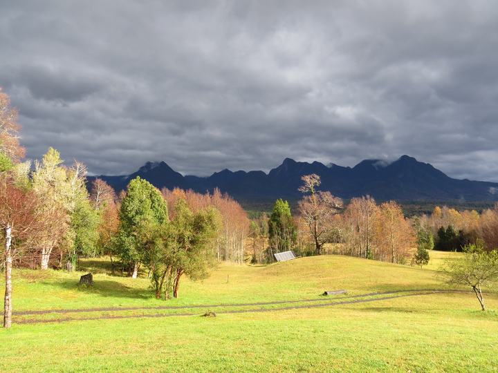 The meadow below the mountains